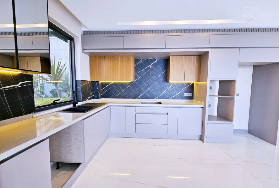 4+1, 230m2, TOPRAK ROYAL VILLAS