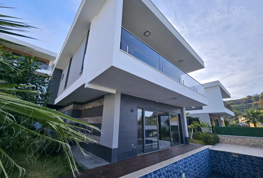 4+1, 230m2, TOPRAK ROYAL VILLAS