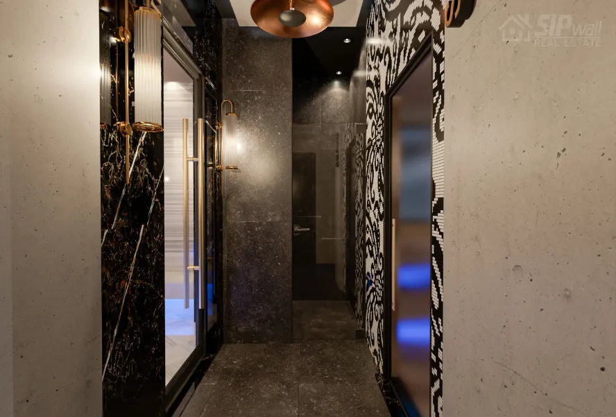 ROYAL TOWER, 1+1, 50 м²