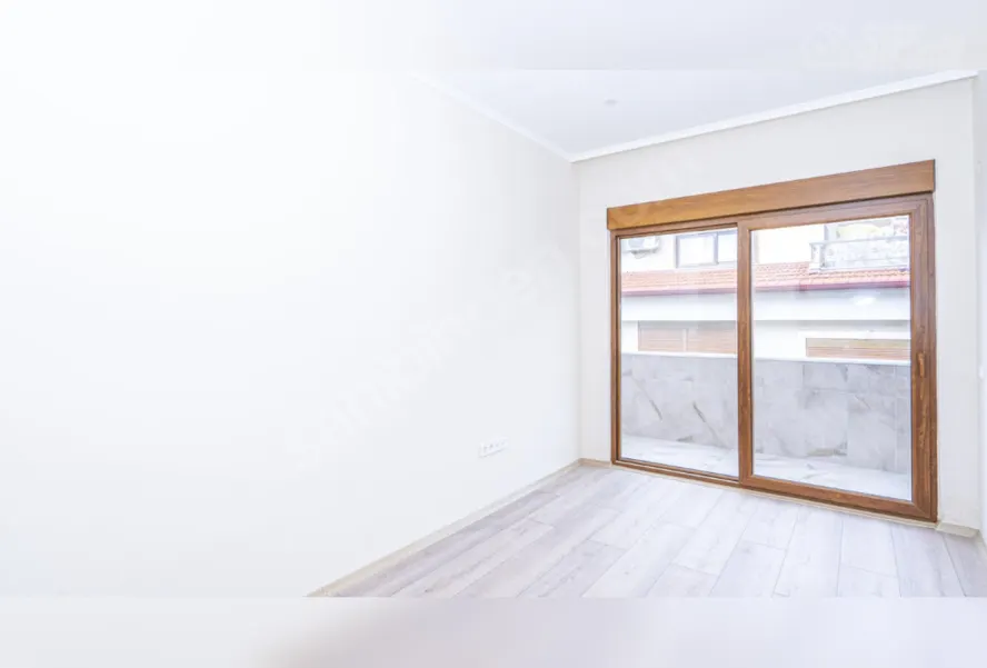 ONUR PLAZA — офис 3+1, 150 м²