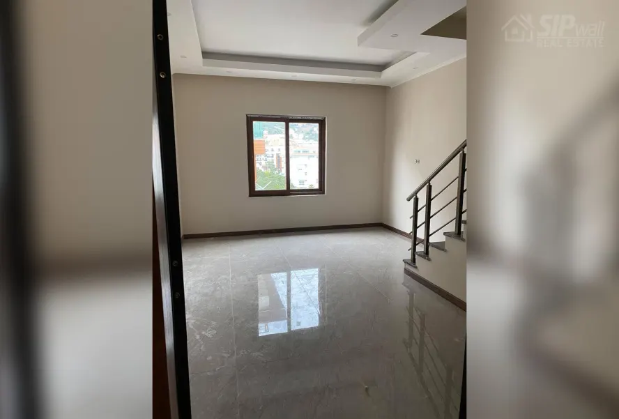 ONUR PLAZA — офис 3+1, 150 м²