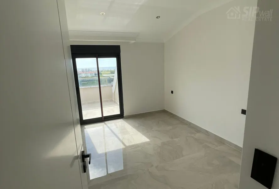 SES Marine — 2+1 penthouse
