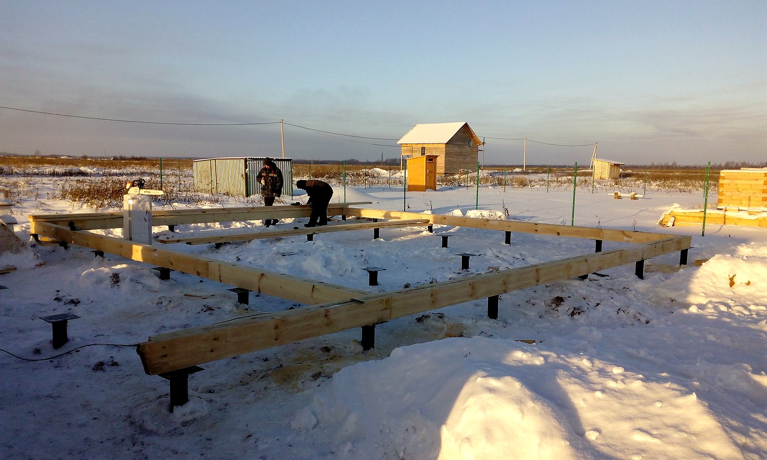 Haus nach Projekt „Michigan mini“, Kostroma: Fundament und Grundrahmen