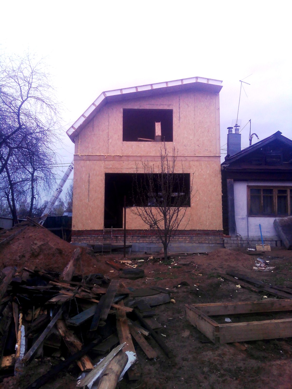 Haus nach individuellem Entwurf, Ivanovo: Wandmontage