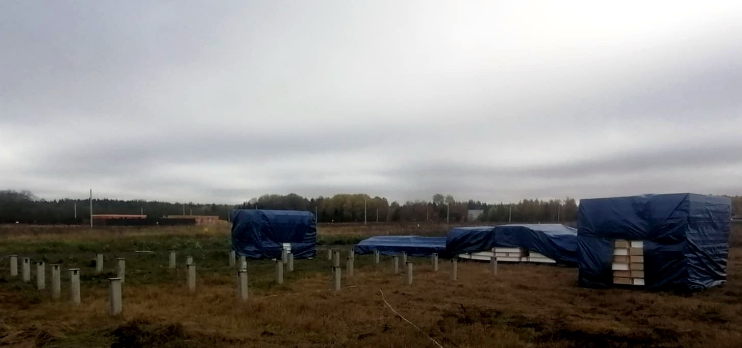 Ferienhaus 102 m² nach Projekt „Mistika - E2.8“, Gebiet Moskau: Fundament und Grundrahmen