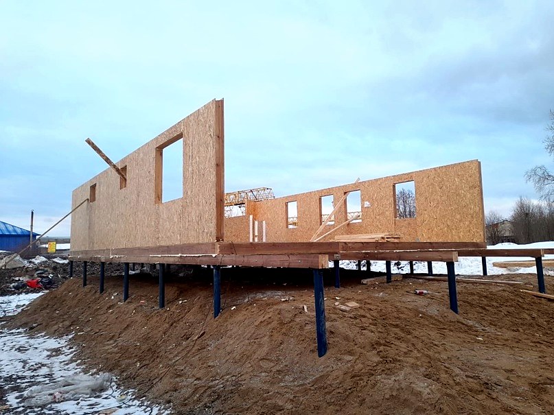 Özel projeye göre 126,4 m² ev, Ukhta: duvar montajı
