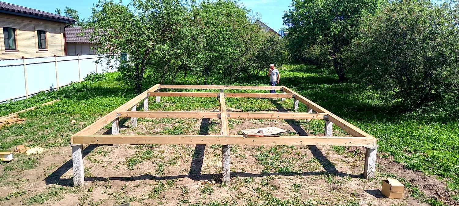 Özel projeye göre 49 m² ev, Bogoslovo köyü: temel ve alt bağlama kirişi