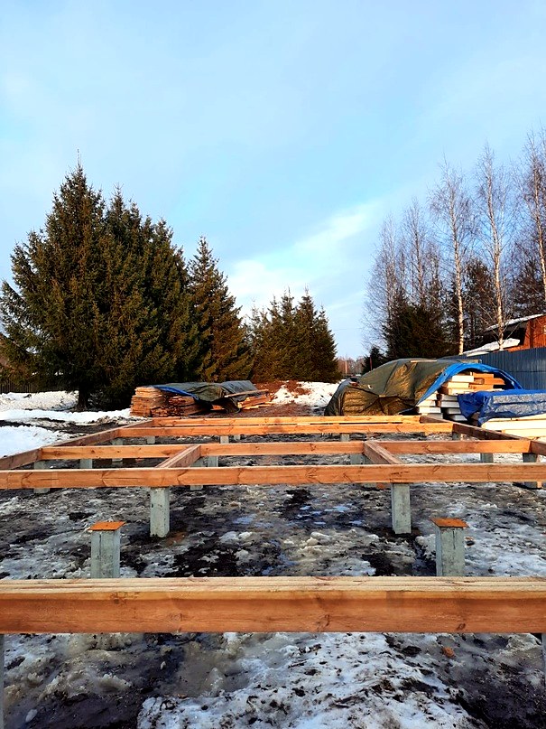 Haus 65,4 m² nach individuellem Projekt, Dorf Striznevo: Fundament und Grundrahmen