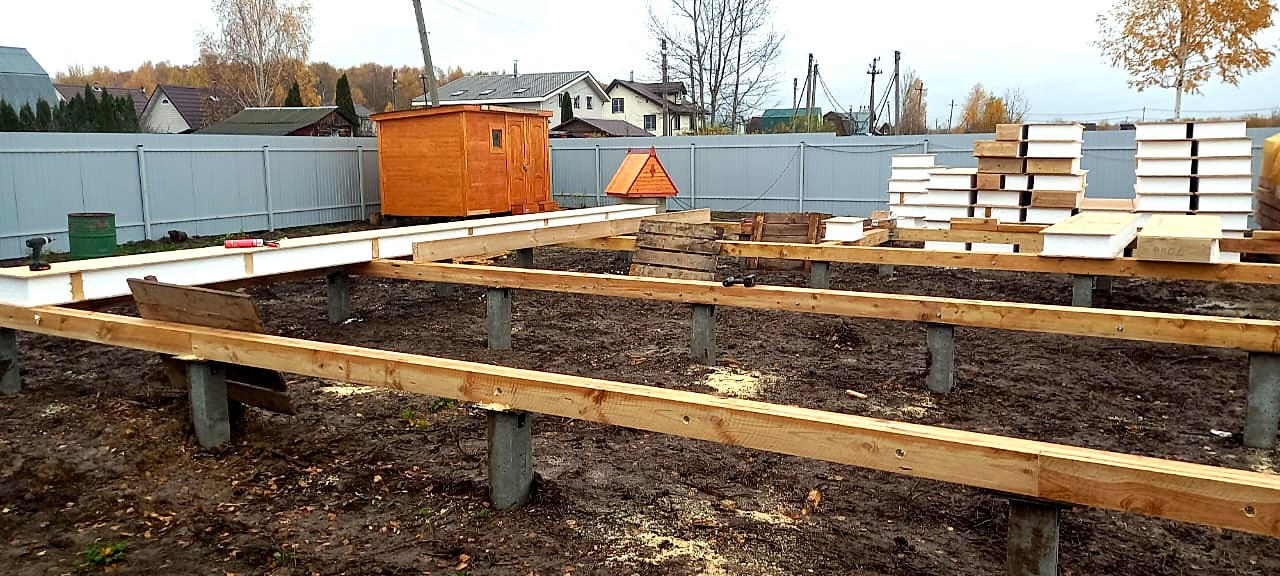 92 m² ev, “Randevu 2” projesi, “SN Lopatino” SNT: temel ve taban kuşağı