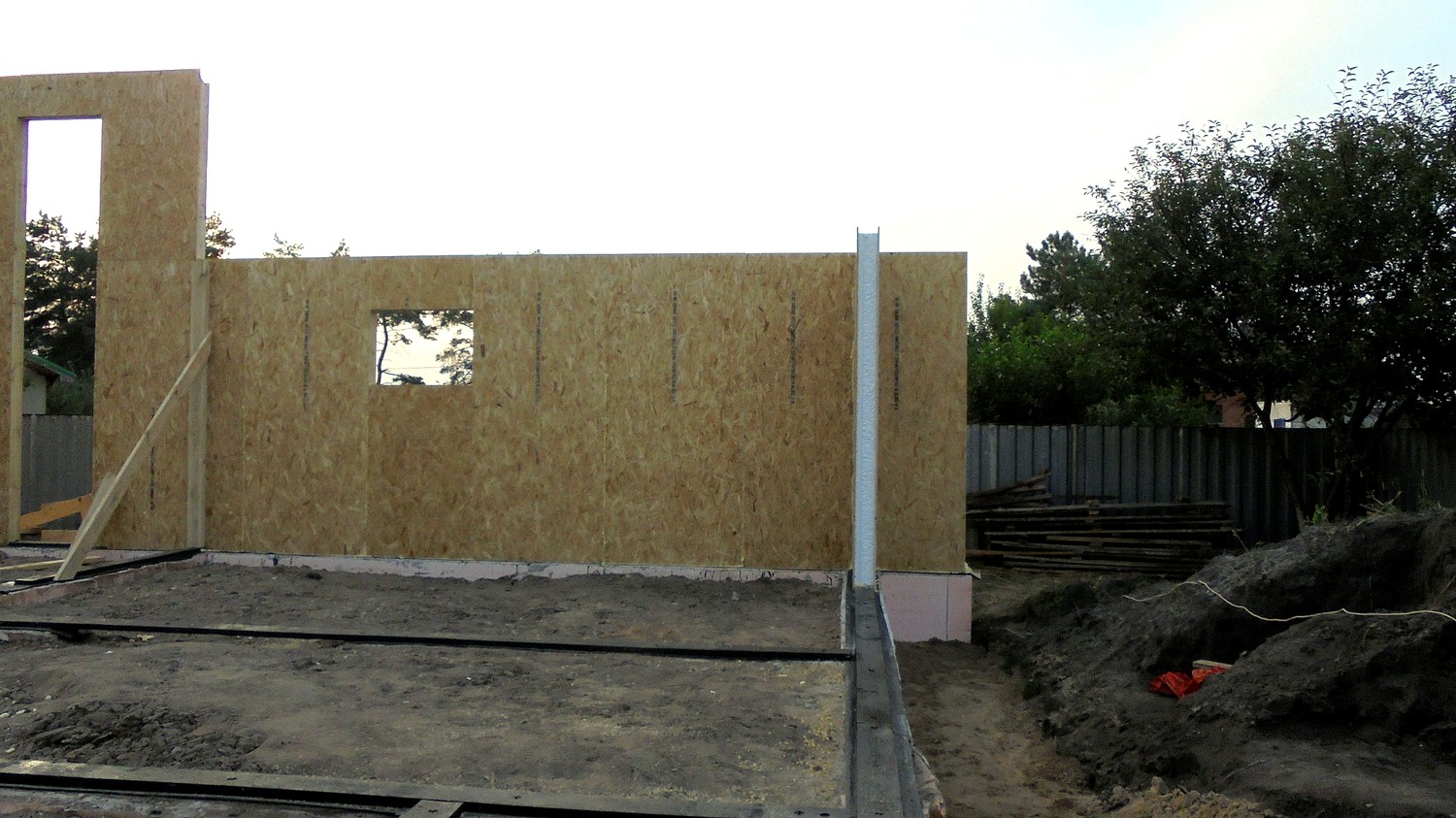 Haus nach individuellem Entwurf, Region Belgorod: Wandmontage