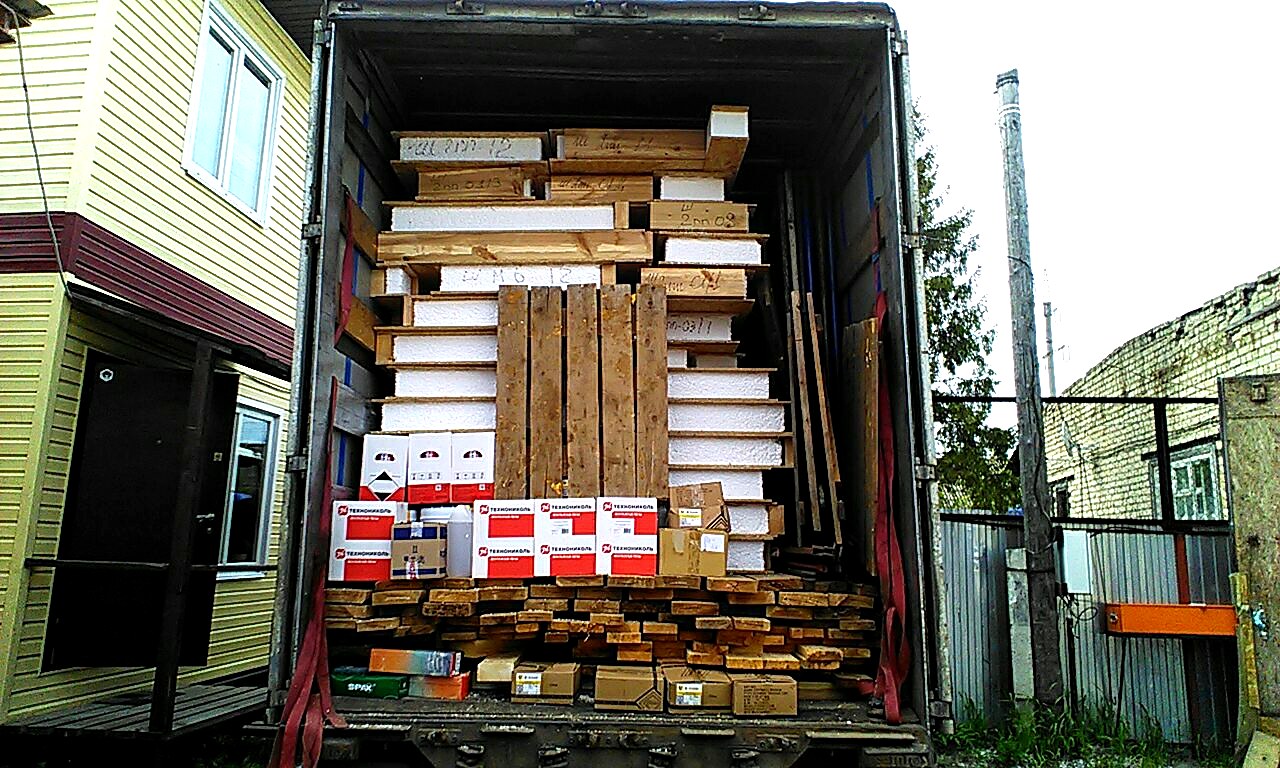 Haus, individuelles Projekt, SNT „Rodnitschkowoe“: Lieferung des Hausbausatzes