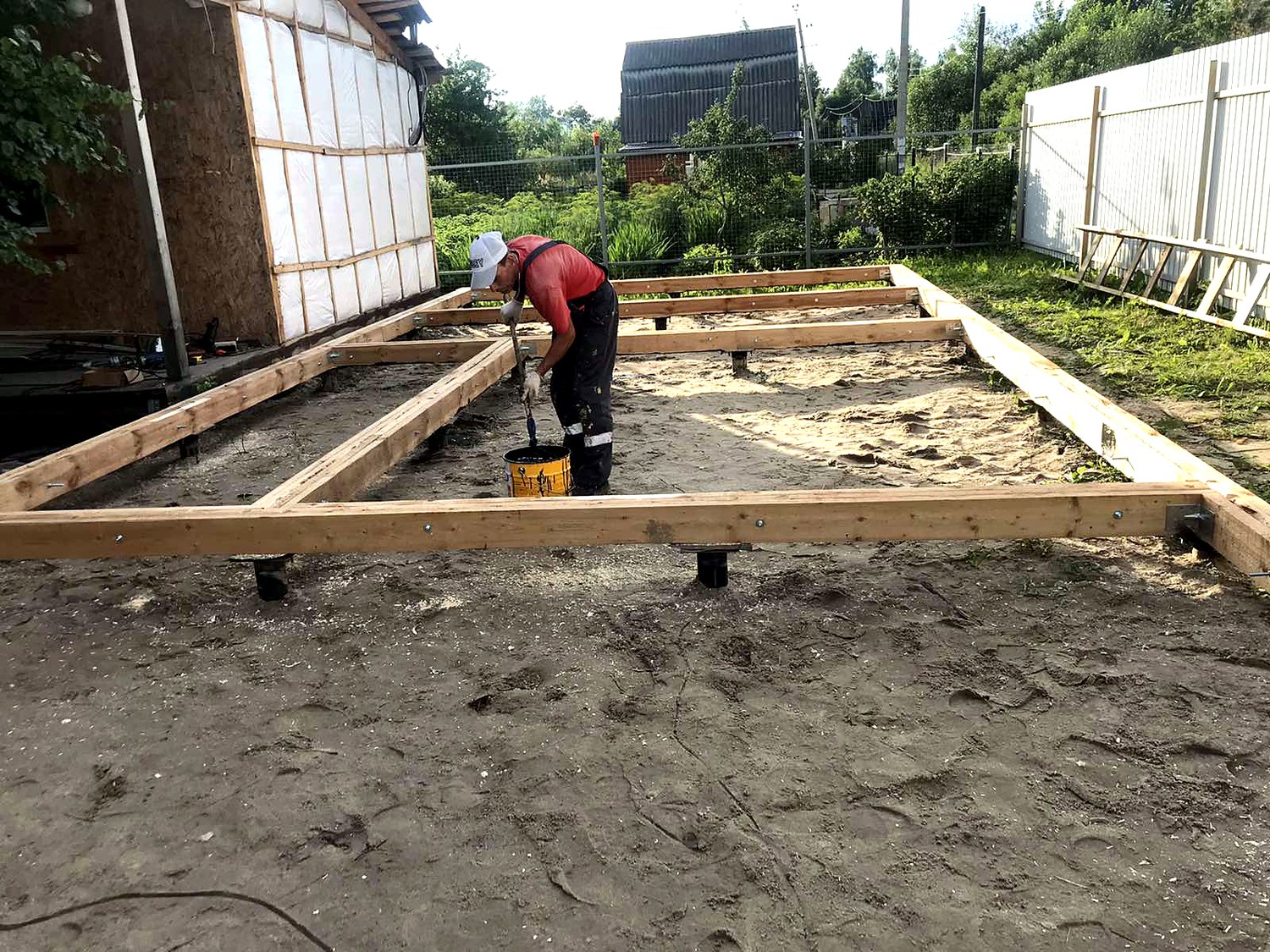 Haus nach individuellem Projekt, SNT „Kljasma“: Fundament und Schwellenrahmen