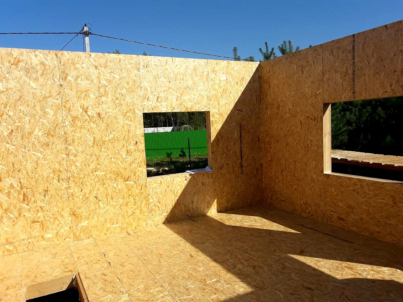Haus nach Projekt „Alfa“, Dorf Bor: Wandmontage