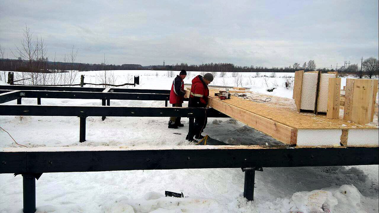 Haus nach Projekt „Amulet“, Rybinsk: Fundament und Grundrahmen
