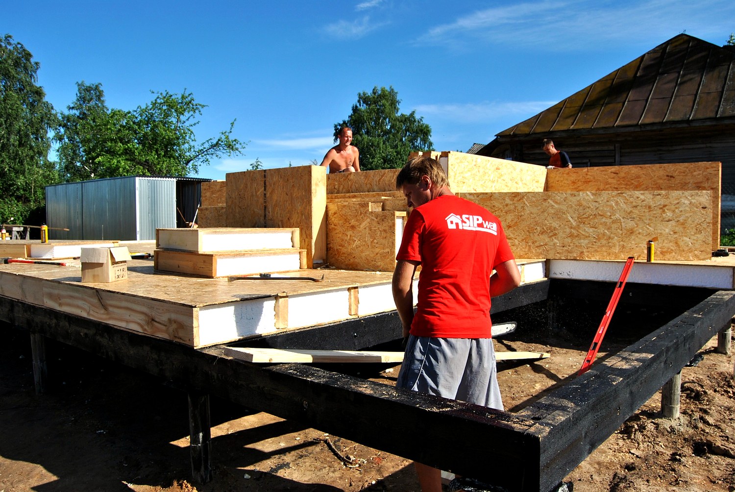 Haus nach Projekt „Lord“, Gebiet Iwanowo: Fundament und Grundrahmen