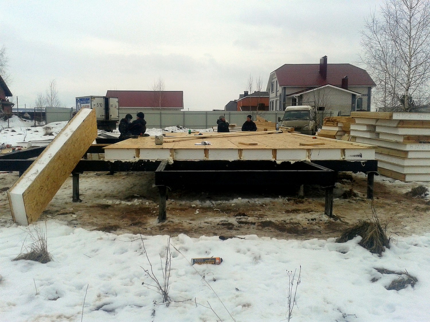 Haus nach Projekt „Metschta pl.4“, Gebiet Nischni Nowgorod: Fundament und Grundrahmen