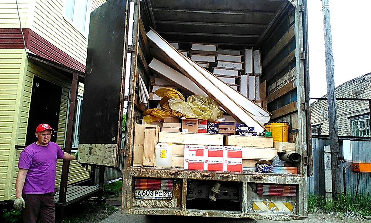 Haus nach Projekt „Mistika - S2.8“, Dorf Kukarino: Lieferung des Hausbausatzes