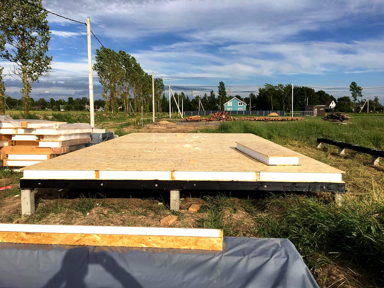 Haus nach Projekt „Mistika - S2.8“, Dorf Bolshaya Ivanovka: SIP-Boden auf Höhe 0