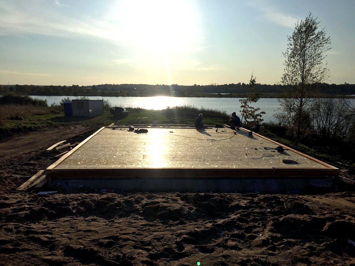 Haus nach Projekt „Barnhouse 76.1“, Dorf Zolotoruche: SIP-Boden auf Höhe 0