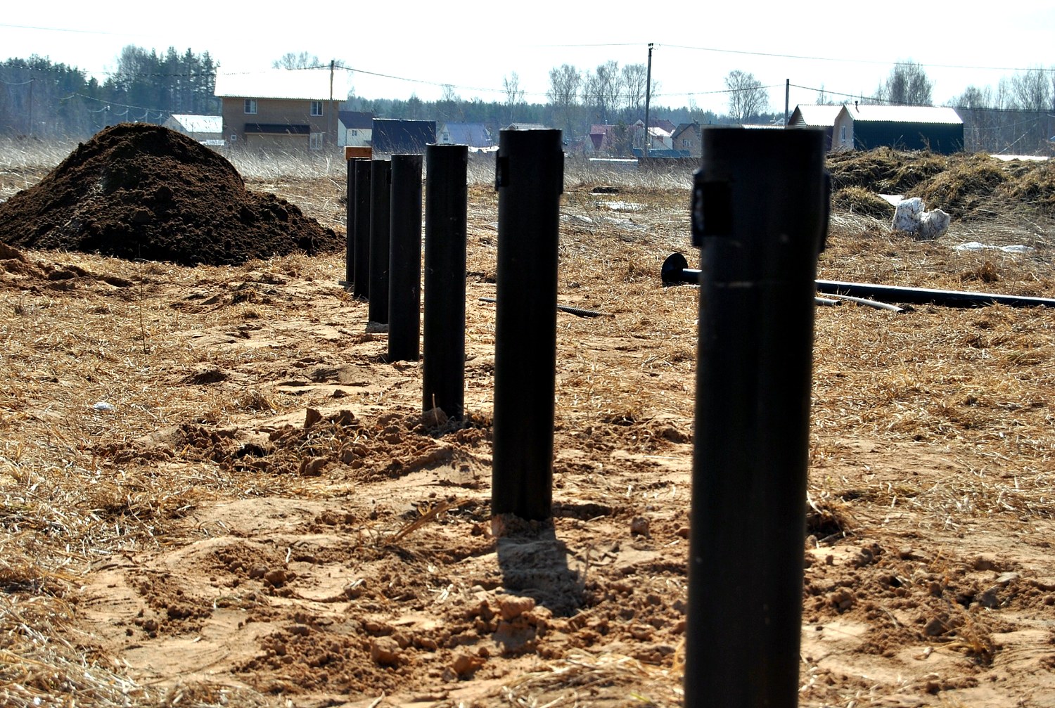 Haus nach Projekt „Slawjanka mini + Garage“, Siedlung Tunoshna: Fundament und Grundrahmen