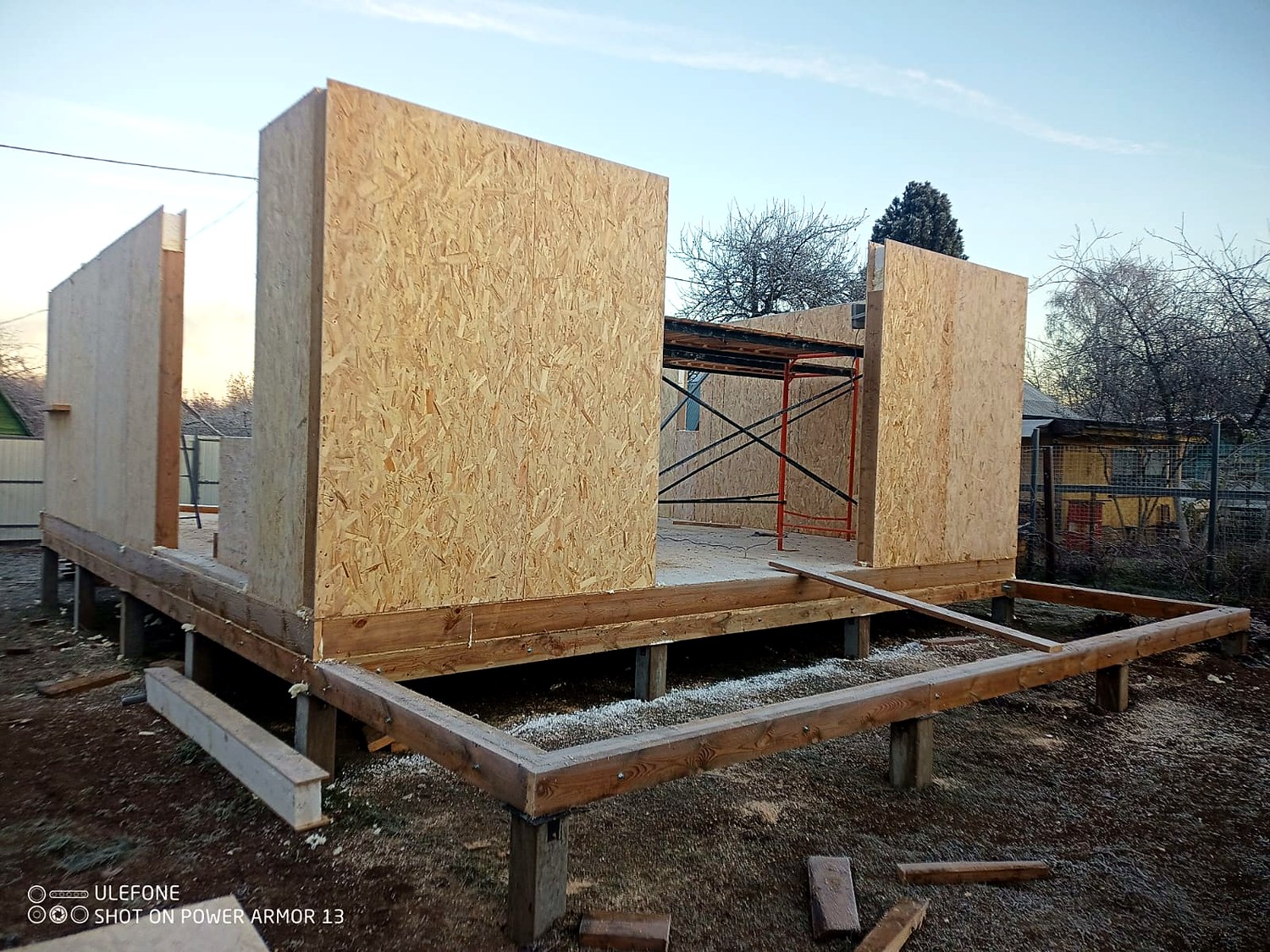 Haus nach individuellem Entwurf, Gartengemeinschaft SNT „Kooperator-1“: Wandmontage