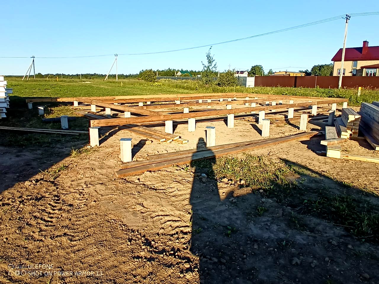 Haus nach Projekt „Barnhouse 84.2“, Dorf Ivantsevo: Fundament und Grundrahmen