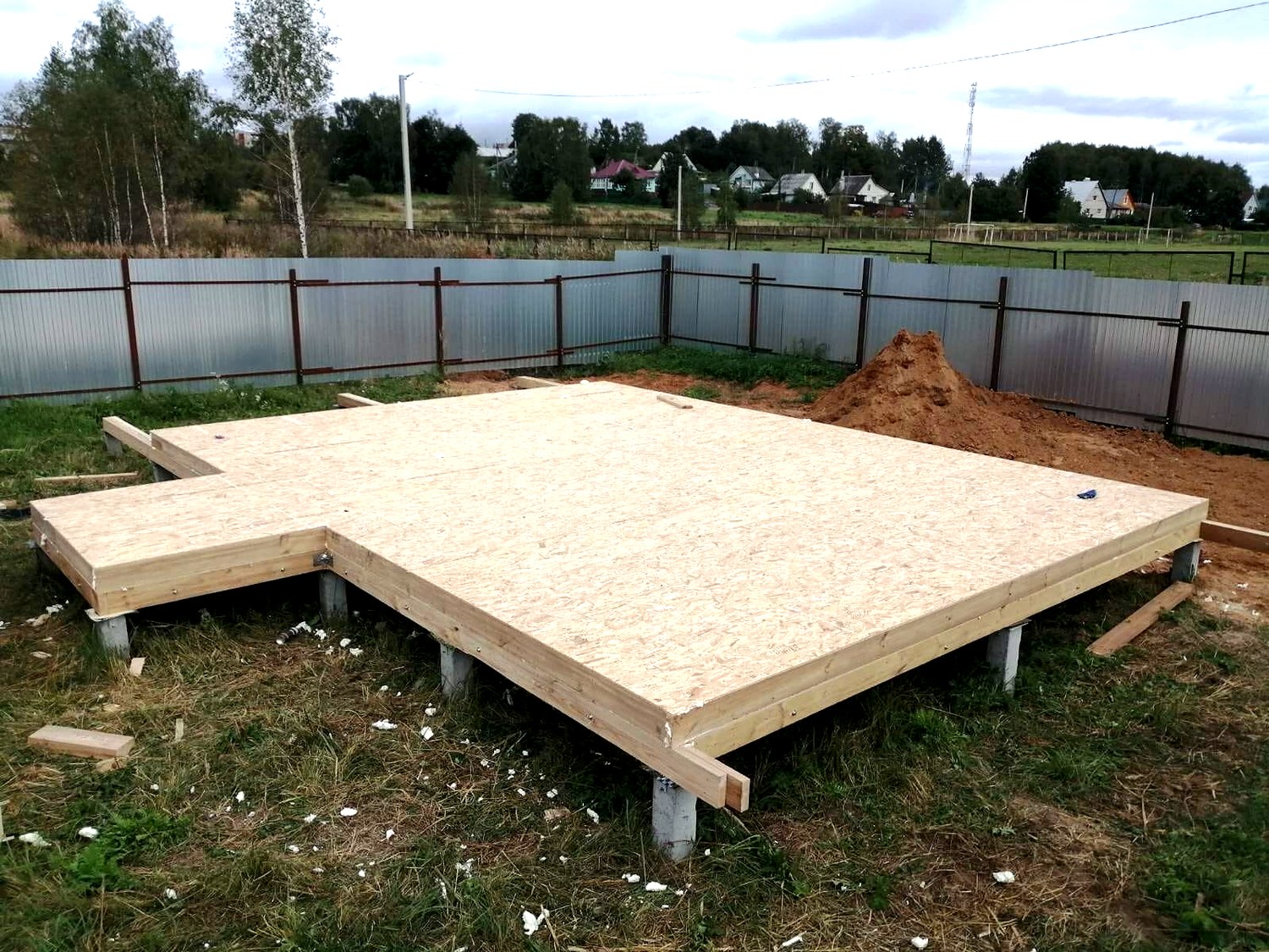 55,5 m² house built to a custom design, Kostroma Region: SIP panel floor at level 0