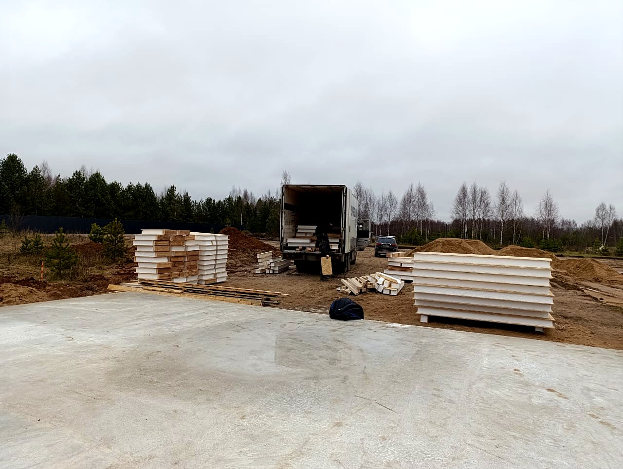 Garage nach individuellem Projekt, Gebiet Iwanowo: Fundament und Grundrahmen