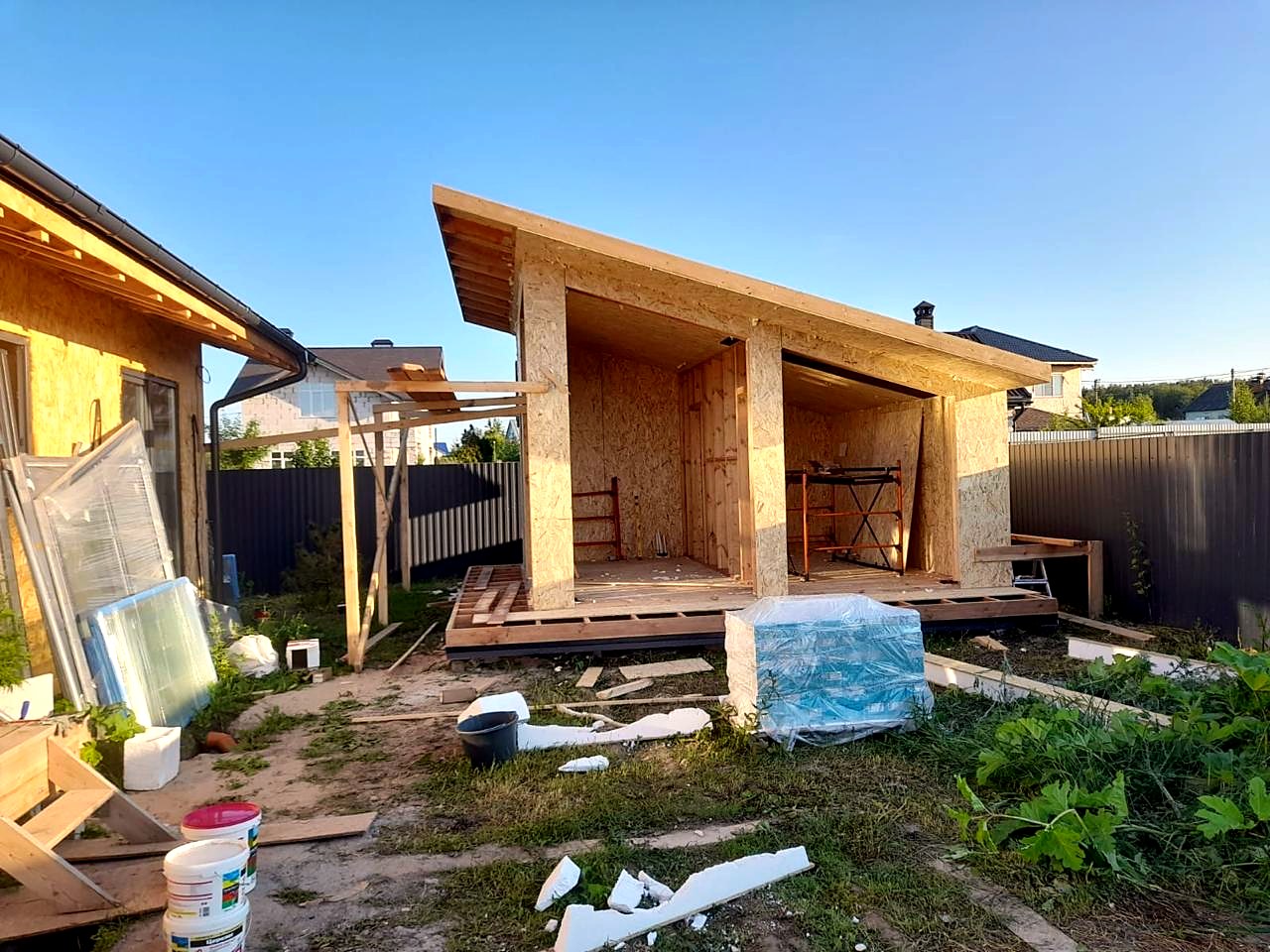 Gästehaus nach individuellem Projekt, Gebiet Iwanowo: Wandmontage