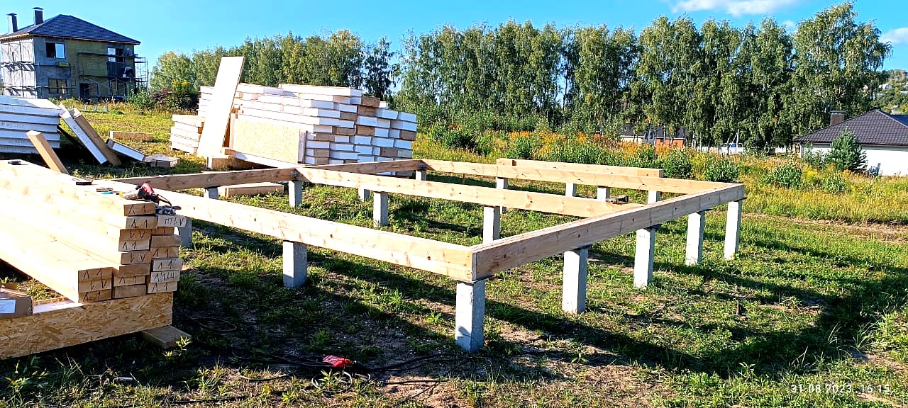 “Avdeevo” projesine göre 83,4 m² ev, Kstovo: temel ve alt bağlama kirişi