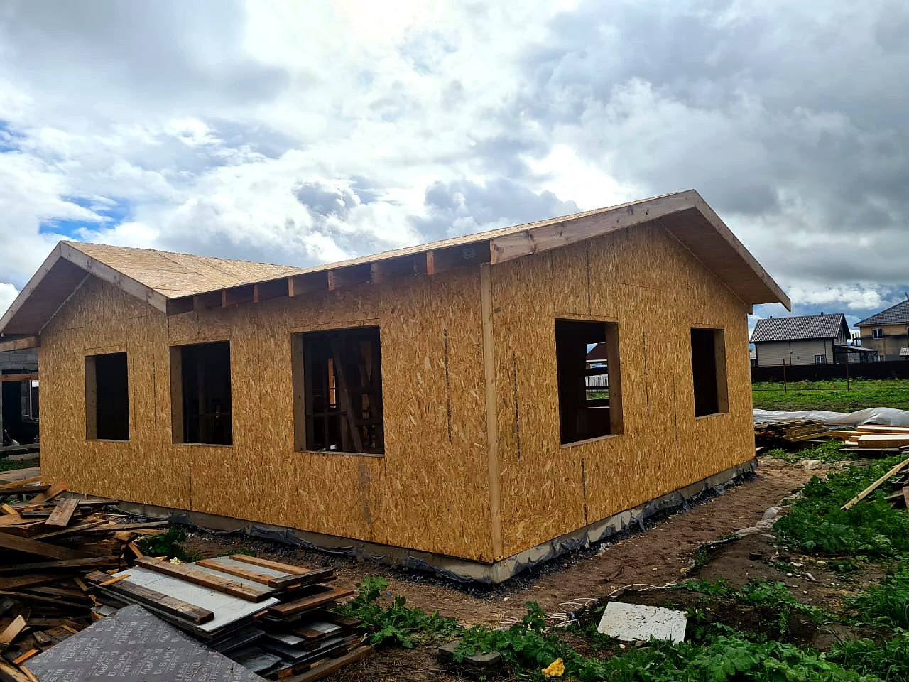 Haus 90 m² nach individuellem Projekt, Dorf Novaya Burya