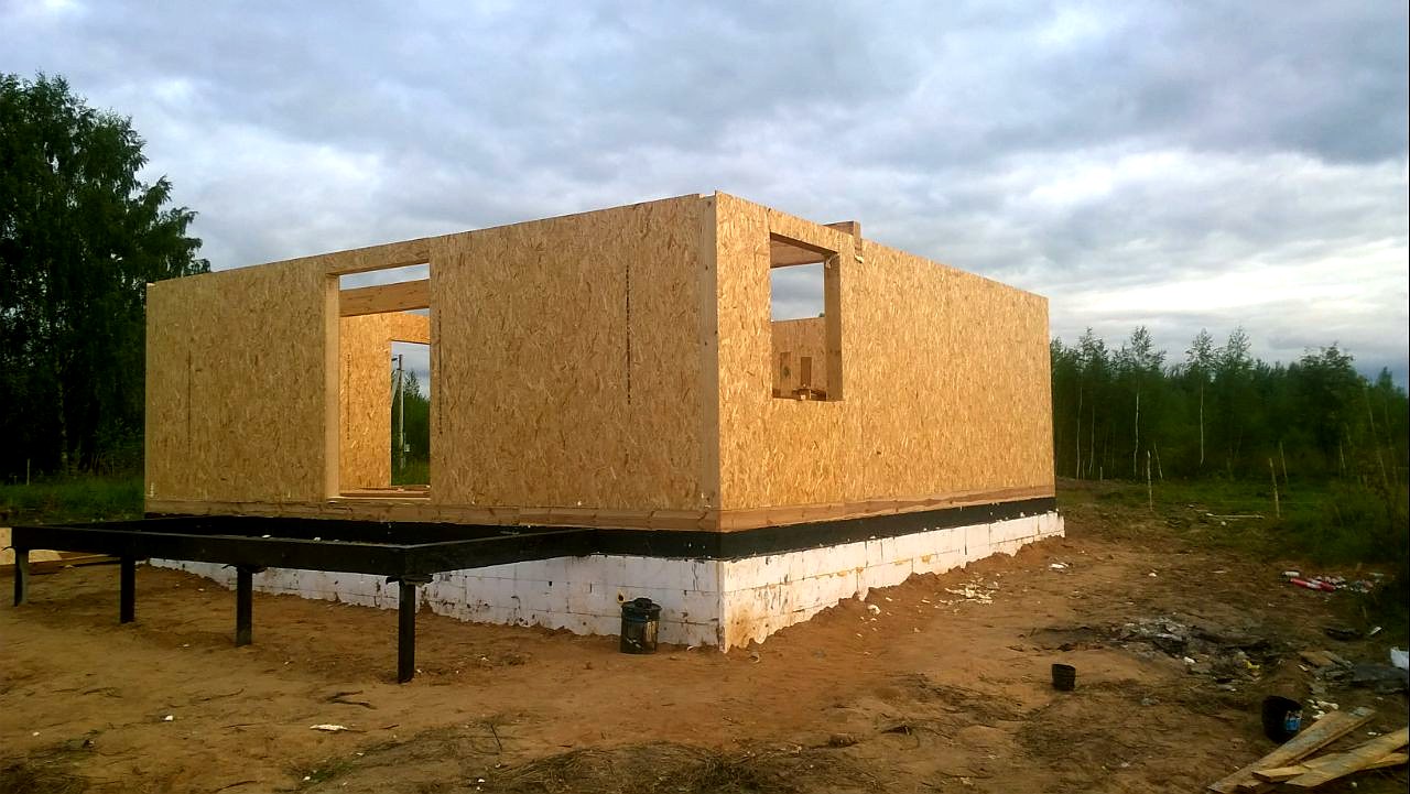 Haus nach Projekt „Dilischans“, Siedlung Iskra Oktyabrya