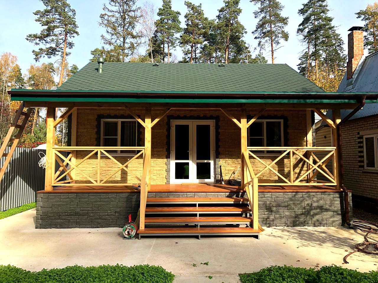 “Vernisazh” projesine göre ev, SNT “Polyana”