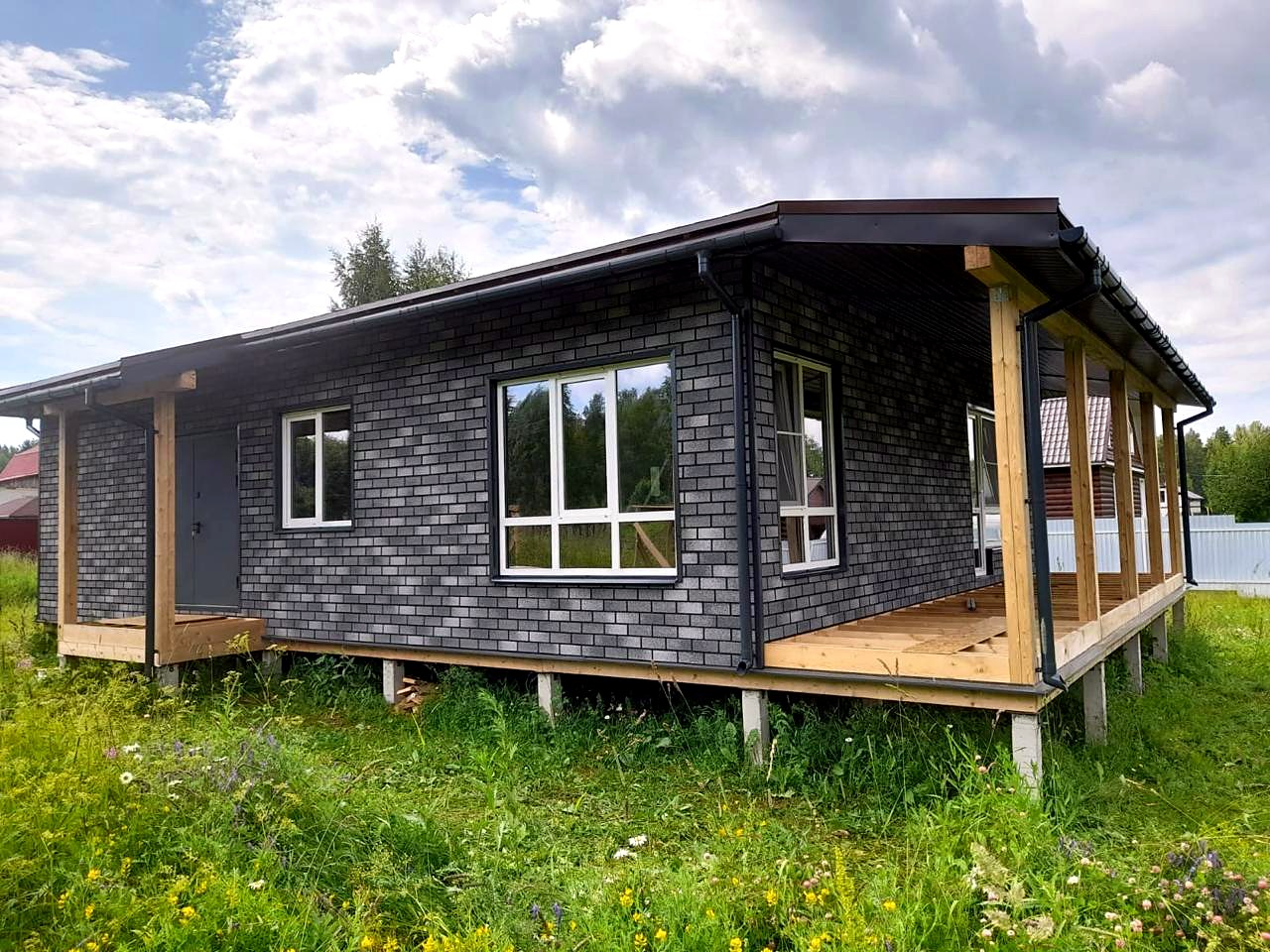 House built to a custom design, Kostroma Region