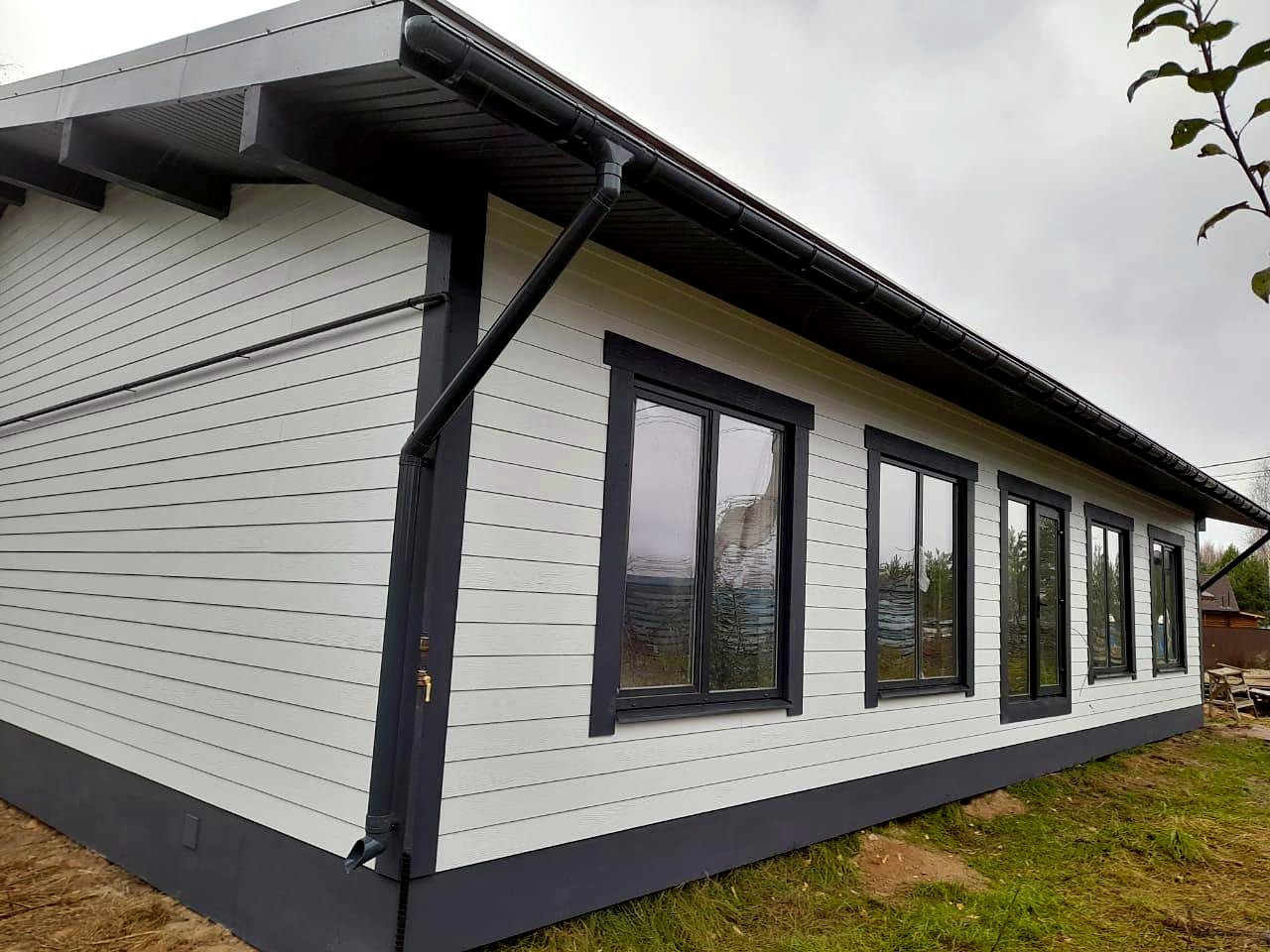 Haus 228 m² nach individuellem Projekt, Dorf Lunevo