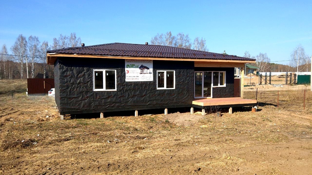 eingeschossiges Haus nach Projekt „Sabawa“, Dorf Dyakovo