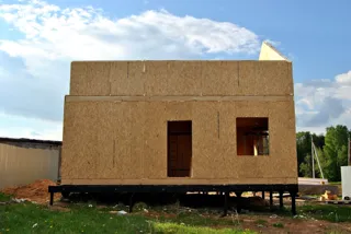 Haus nach Projekt „Betti“, Ivanovo: Wandmontage