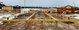 Haus 102 m² nach Projekt „Mistika - E2.8“, Dorf Kurgane: Fundament und Grundrahmen