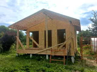 30 m² house based on the “Nezhnost 4” design, Yaroslavl Region: roofing