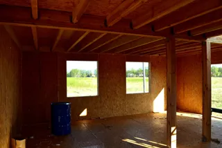 Haus nach Projekt „Fantasija“, Siedlung Plotina: Innenwände