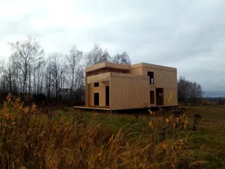 Haus nach Projekt „Grafit“, Siedlung Lyubashino: Wandmontage