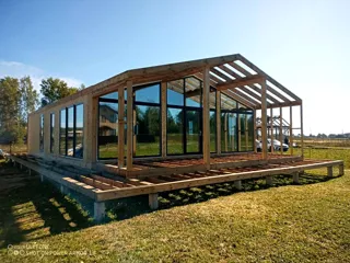 Haus nach Projekt „Barnhouse 110“, Dorf Ivantsevo: Fenster und Türen