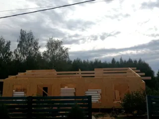 Haus 228 m² nach individuellem Projekt, Dorf Lunevo: Wandmontage