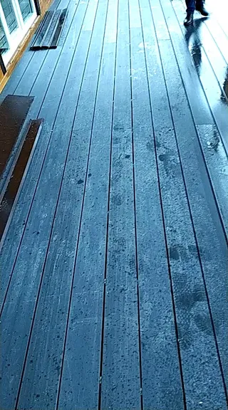Haus nach Projekt „Mistika - S2.8“, Dorf Kukarino: Terrasse und Eingangsbereich