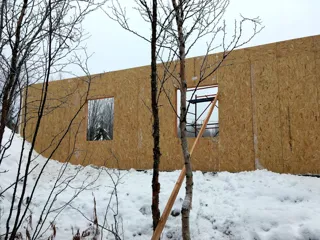 Özel projeli ev, Murmansk: duvar montajı