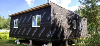 Haus 76 m² nach individuellem Projekt, Dorf Byakovo: Fassadenverkleidung