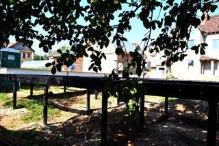 “Uslada” projesine göre ev, Lapino köyü: temel ve alt bağlama kirişi