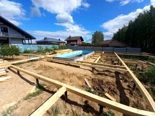 Haus 228 m² nach individuellem Projekt, Dorf Lunevo: Fundament und Grundrahmen