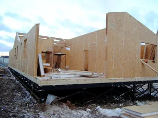 Haus nach Projekt „Arizona“, Gebiet Nischni Nowgorod: Wandmontage