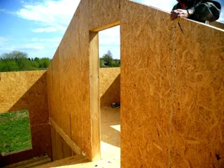 Haus nach Projekt „Ermak“, Dorf Vasilevo: Wandmontage